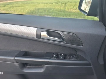 Авто Opel Zafira 2009 № 8733435