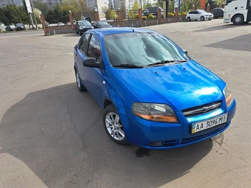 Авто Chevrolet Aveo 2005 № 8733457