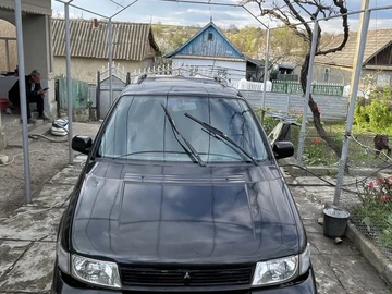 Авто Mitsubishi Space Wagon 1994 № 8733519