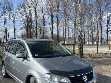 Авто Volkswagen Touran 2009 № 8733551