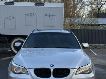 Авто BMW 5 Серия 2004 № 8733647