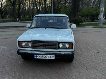 Авто ВАЗ 2107 2000 № 8733714