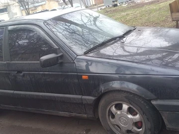 Авто Volkswagen Passat Sedan 1993 № 8733723
