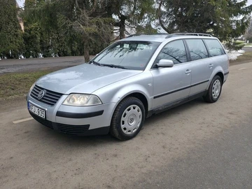 Авто Volkswagen Passat Sedan 2000 № 8733800