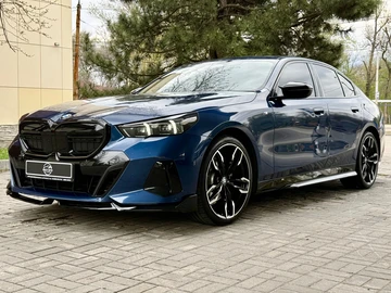 Авто BMW 5 Серия 2023 № 8733807
