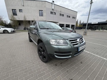Авто Volkswagen Touareg 2006 № 8733927