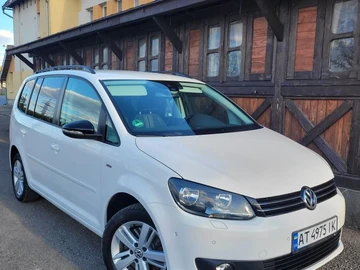 Авто Volkswagen Touran 2013 № 8733929