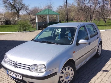 Авто Volkswagen Golf 2001 № 8734018