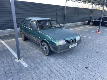 Авто ВАЗ 2109 1996 № 8734343