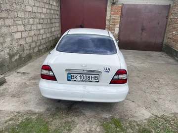 Авто Daewoo Leganza 1998 № 8734368