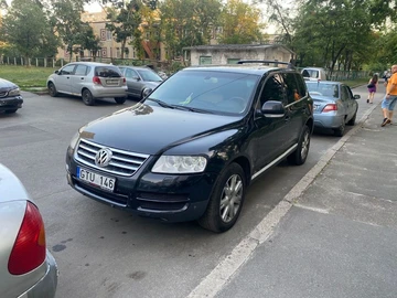 Авто Volkswagen Touareg 2004 № 8734398