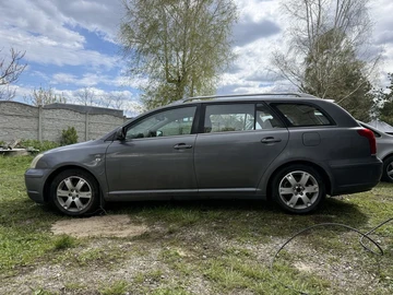Авто Toyota Avensis 2005 № 8734403