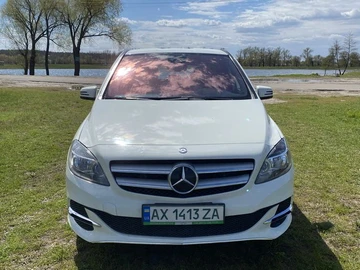Авто Mercedes B Серия 2015 № 8734405