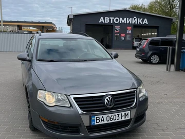 Авто Volkswagen Passat Variant 2006 № 8734543