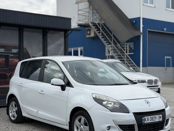 Авто Renault Scenic 2010 № 8734630
