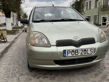 Авто Toyota Yaris 2002 № 8734645