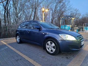 Авто KIA Cee X27 D 2008 № 8734650