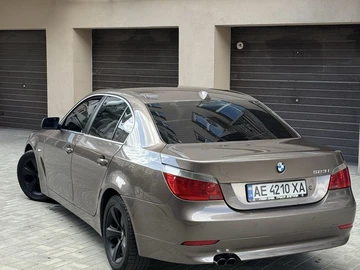 Авто BMW 5 Серия 2006 № 8734829