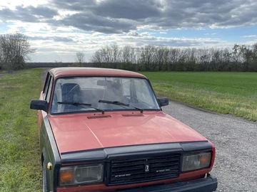 Авто ВАЗ 2107 1992 № 8734915