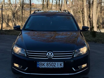 Авто Volkswagen Passat Variant 2011 № 8734936