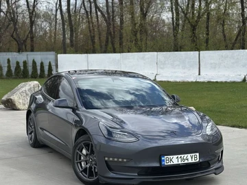 Авто Tesla Model 3 2021 № 8735026