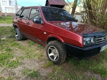 Авто ВАЗ 2109 1996 № 8735177