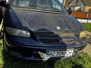 Авто Chrysler Voyager 1999 № 8735201