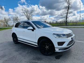 Авто Volkswagen Touareg 2016 № 8735389