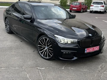 Авто BMW 7 Серия 2018 № 8735397