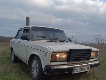 Авто ВАЗ 2107 1987 № 8735430