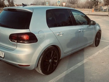 Авто Volkswagen Golf 2009 № 8735458