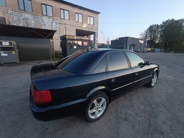 Авто Audi A6 1995 № 8735597