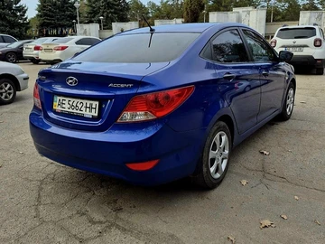 Авто Hyundai Accent 2013 № 8735615