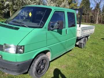 Авто Volkswagen Transporter 1992 № 8735655