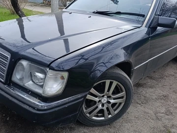 Авто Mercedes W124 1986 № 8735806