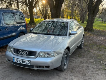 Авто Audi A4 2000 № 8735821