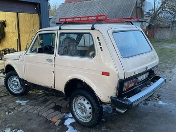Авто ВАЗ 2121 1988 № 8735830