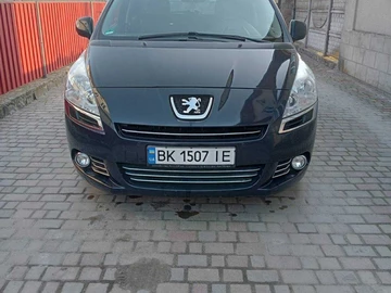 Авто Peugeot 5008 2011 № 8735843