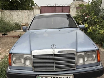 Авто Mercedes E Серия 1992 № 8735941