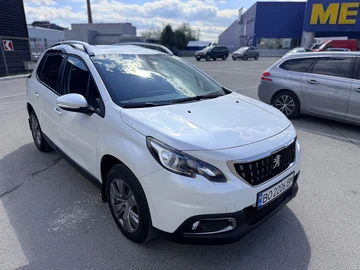 Авто Peugeot 2008 2017 № 8736050