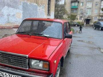 Авто ВАЗ 2107 1993 № 8736083