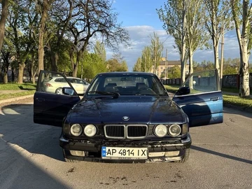 Авто BMW 7 Серия 1993 № 8736077