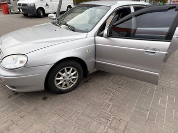 Авто Daewoo Leganza 2000 № 8736129