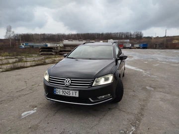 Авто Volkswagen Passat Variant 2011 № 8736142