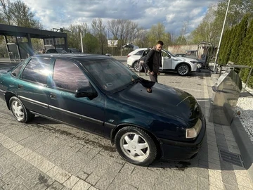 Авто Opel Vectra 1994 № 8736223