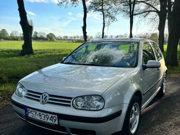 Авто Volkswagen Golf 1999 № 8736255