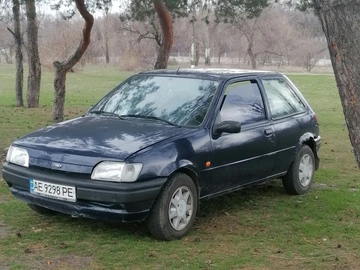 Авто Ford Fiesta 1996 № 8736365