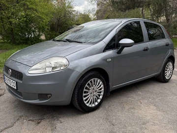 Авто Fiat Grande Punto 2009 № 8736388