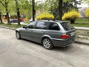 Авто BMW 3 Серия 2003 № 8736392