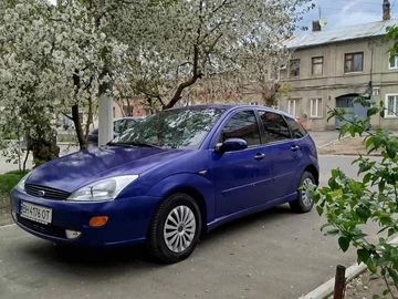 Авто Ford Focus 2000 № 8736433